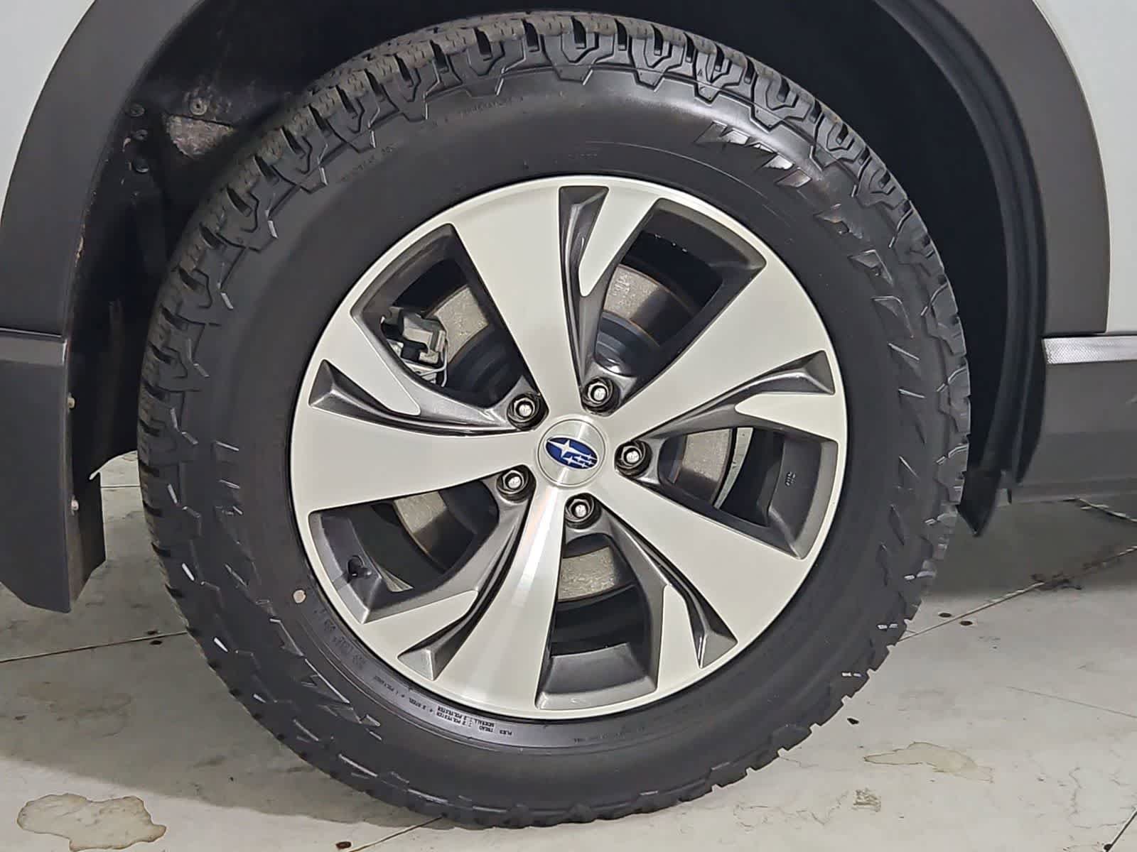 Used 2021 Subaru Ascent Premium w/ Convenience Package image 13