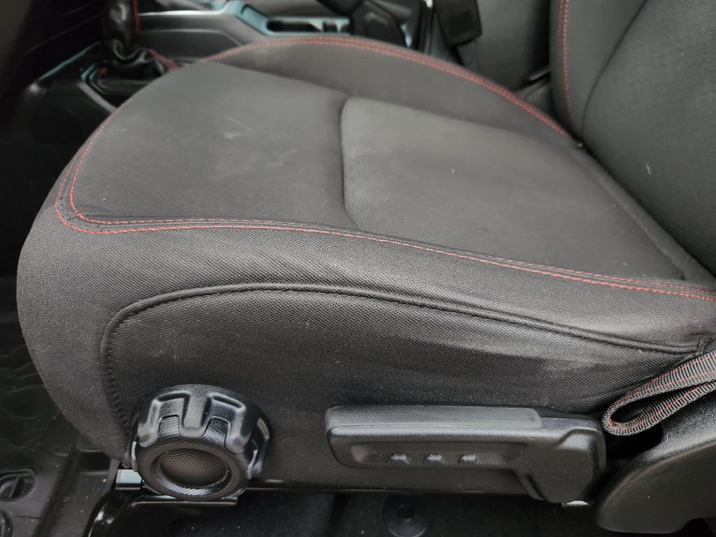 Used 2023 Jeep Wrangler Unlimited Rubicon AWD/4WD image 24
