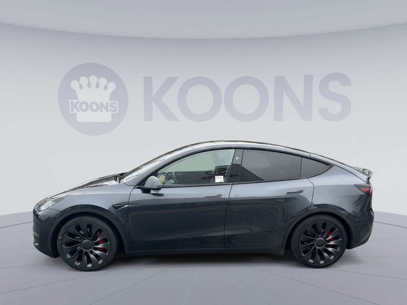 Used 2024 Tesla Model Y Performance image 2