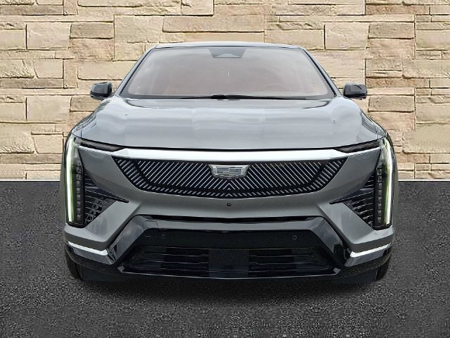 Certified 2025 Cadillac Optiq Luxury 2 AWD/4WD image 5