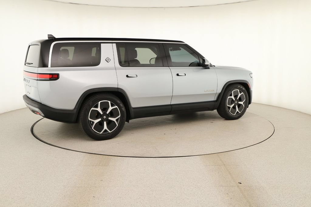 Used 2024 Rivian R1S Adventure AWD/4WD image 7