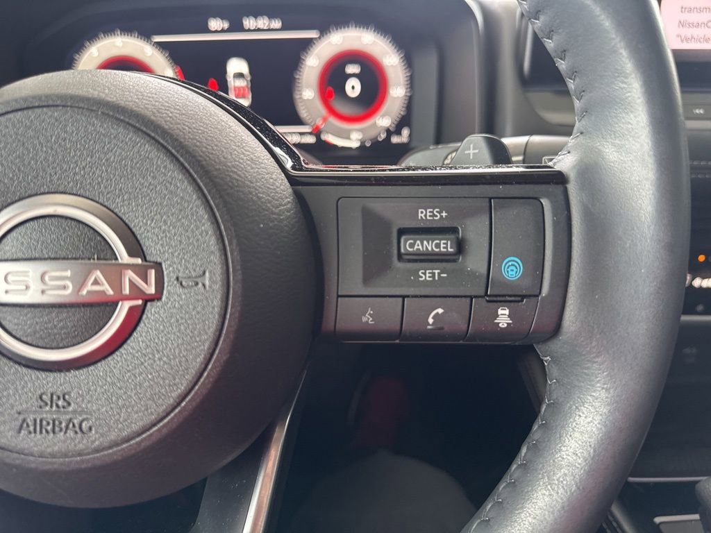 Used 2024 Nissan Rogue Platinum w/ Platinum Premium Package image 15