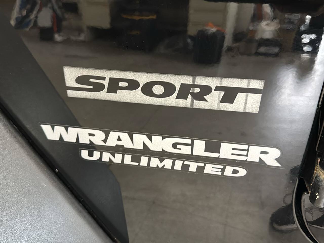 Used 2013 Jeep Wrangler Unlimited Sport w/ Connectivity Group AWD/4WD image 90