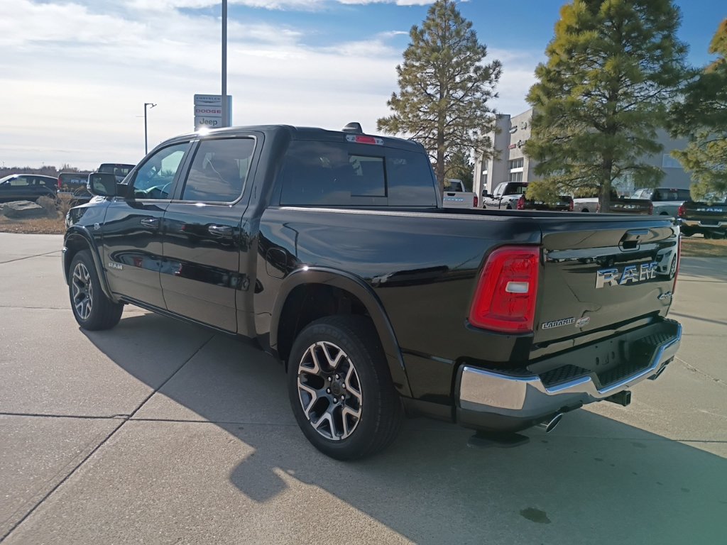 New 2026 RAM 1500 Laramie AWD/4WD image 3