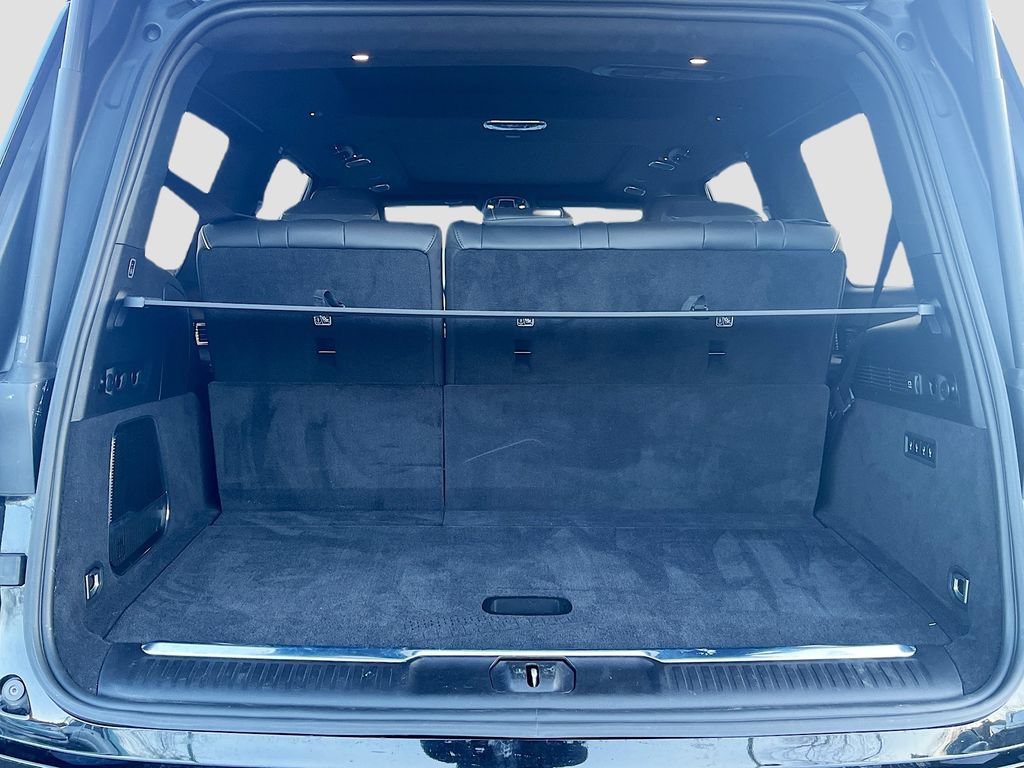 Used 2024 Jeep Grand Wagoneer Series III w/ Rear Seat Video Group 1 AWD/4WD image 28