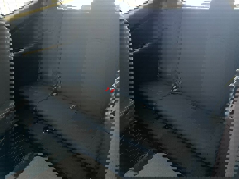 Used 2016 Chevrolet Traverse LT FWD image 19