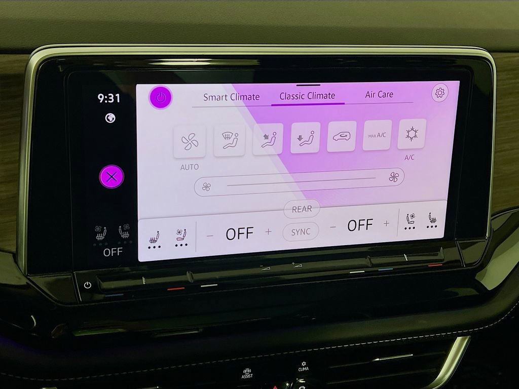 Used 2024 Volkswagen Atlas SEL image 16