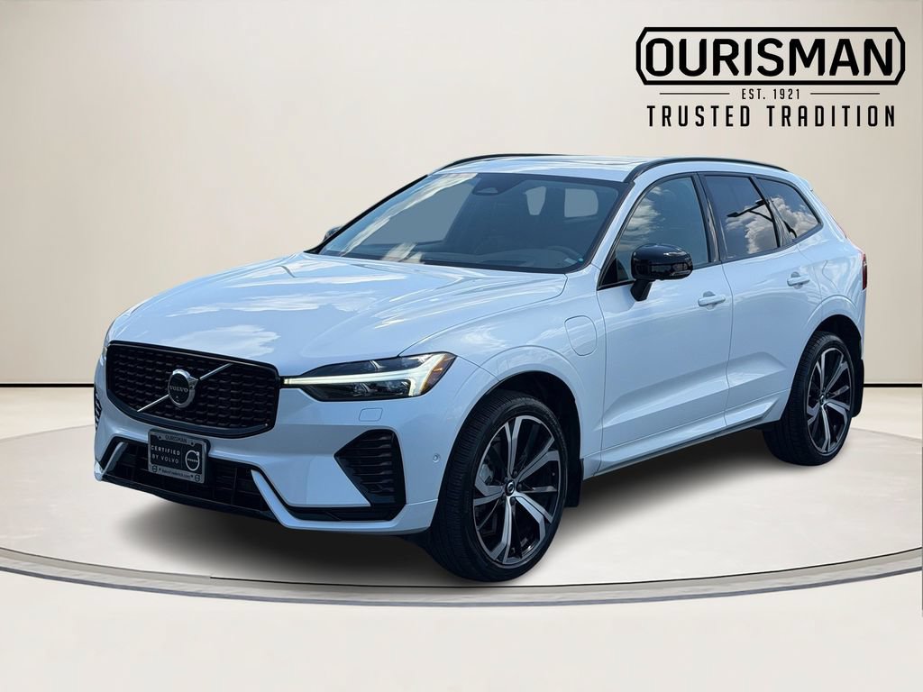 Certified 2024 Volvo XC60 T8 Ultimate w/ Protection Package Premier AWD/4WD image 4