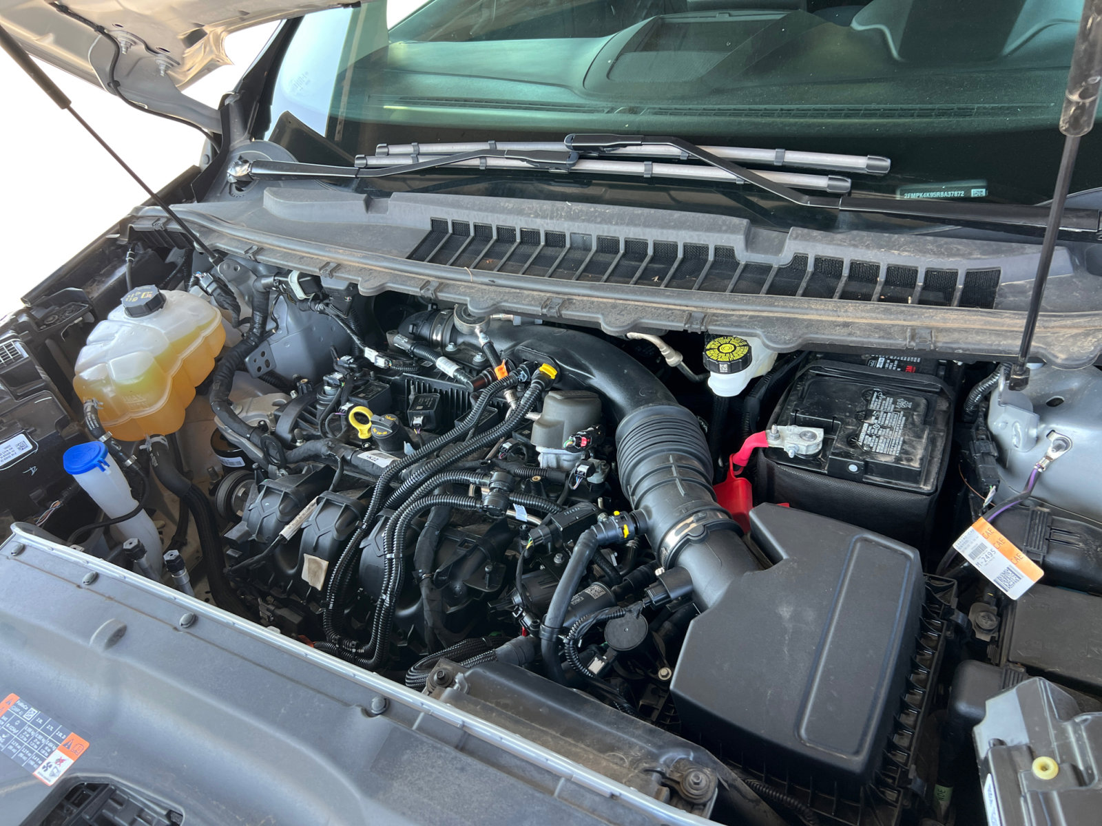 Used 2024 Ford Edge Titanium image 13