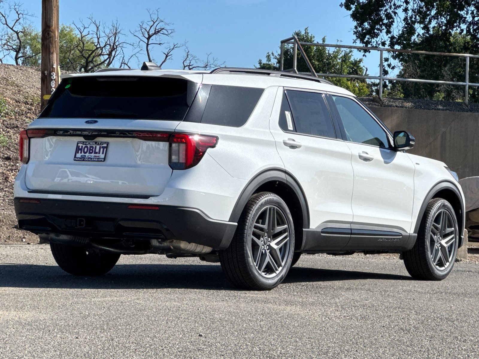 New 2026 Ford Explorer ST-Line w/ ST-Line Street Pack RWD image 3