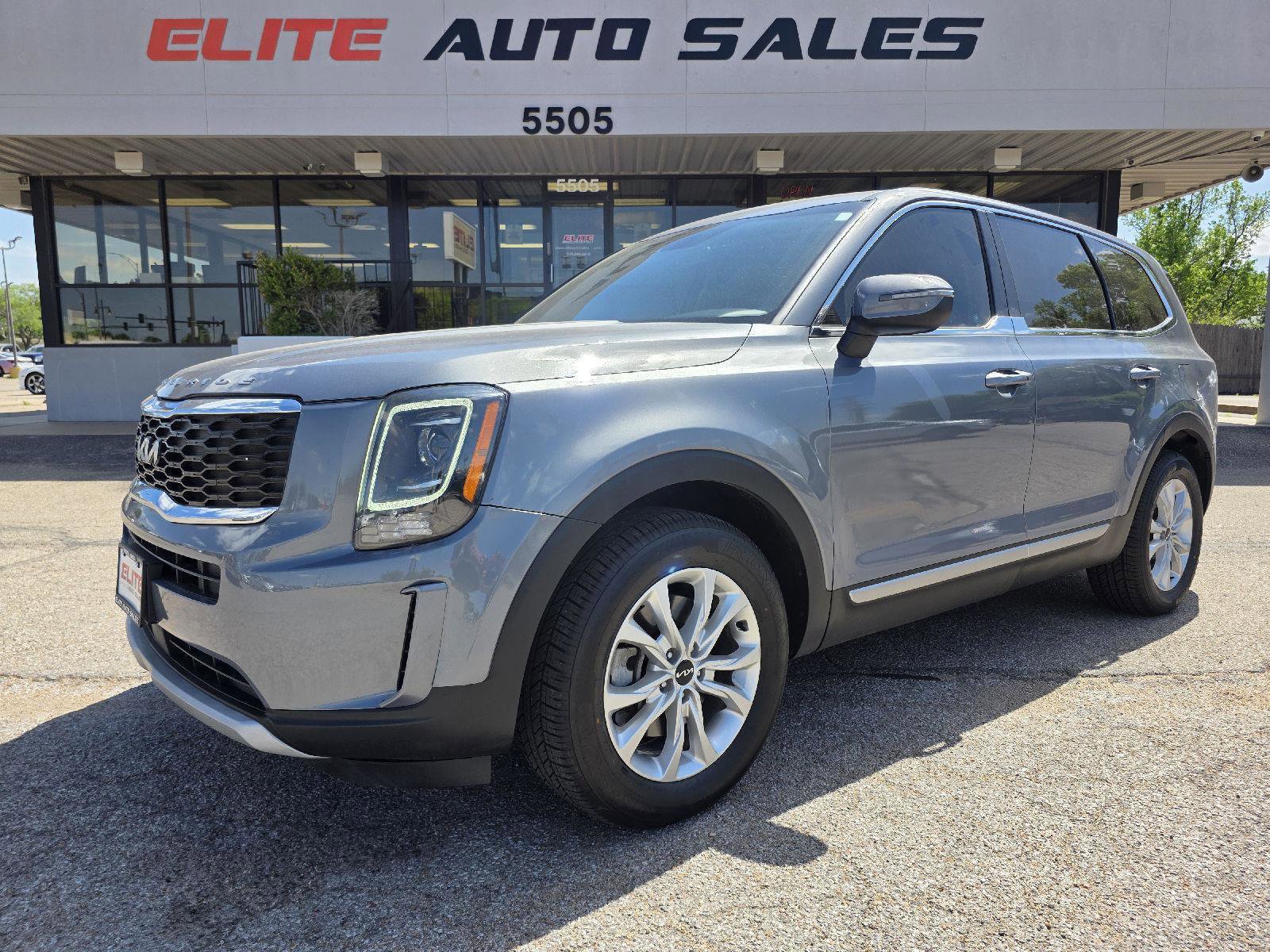 Used 2022 Kia Telluride LX FWD video 1