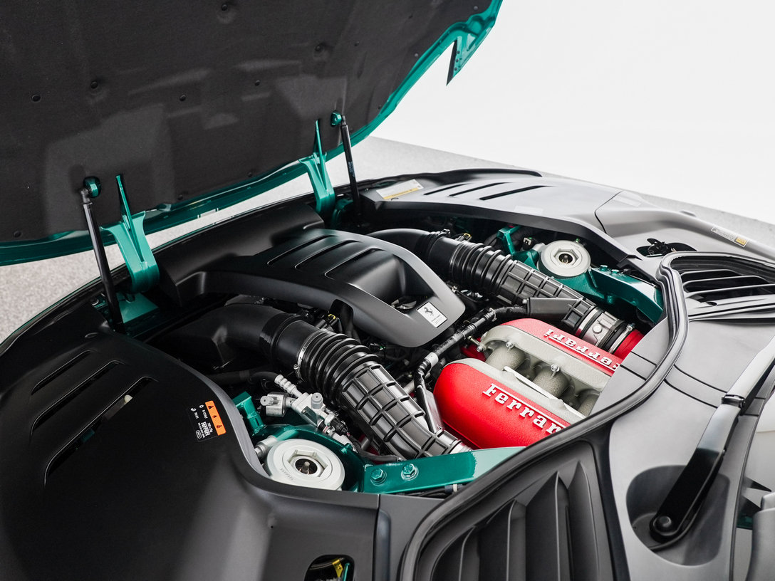 Used 2023 Ferrari Purosangue AWD/4WD image 35