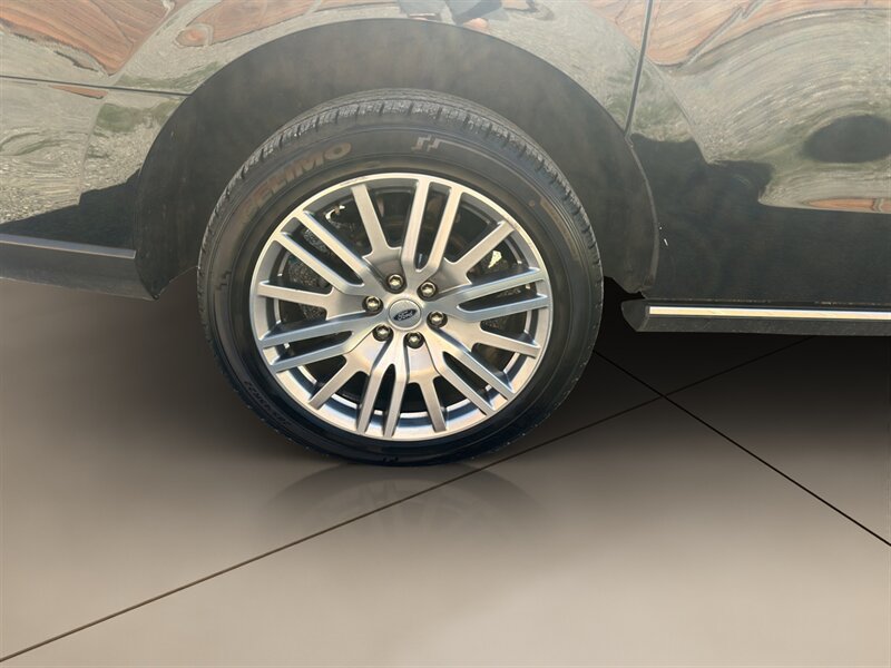 Used 2024 Ford Expedition Max Limited AWD/4WD image 14