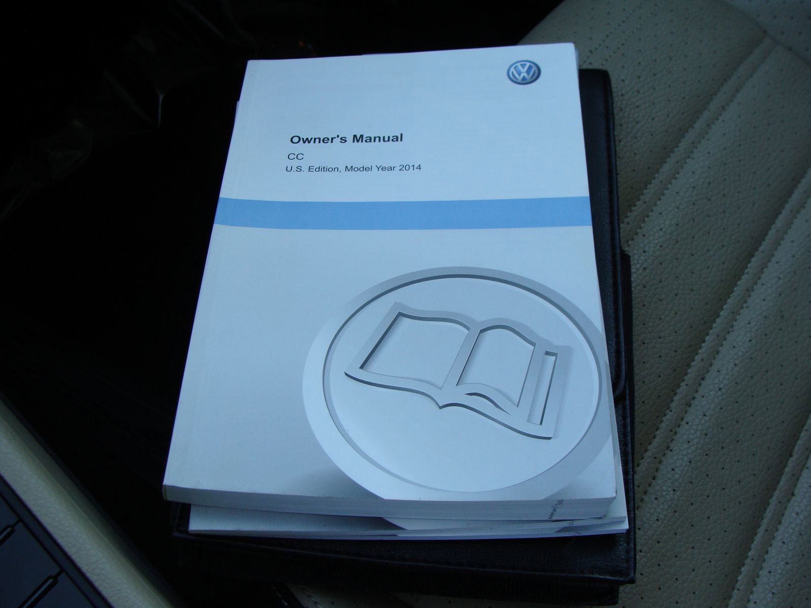 Used 2014 Volkswagen CC R-Line image 37