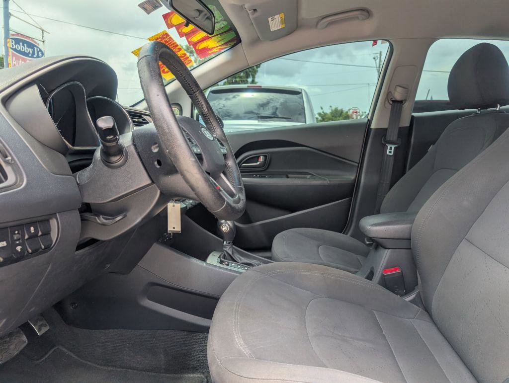 Used 2012 Kia Rio SX image 9