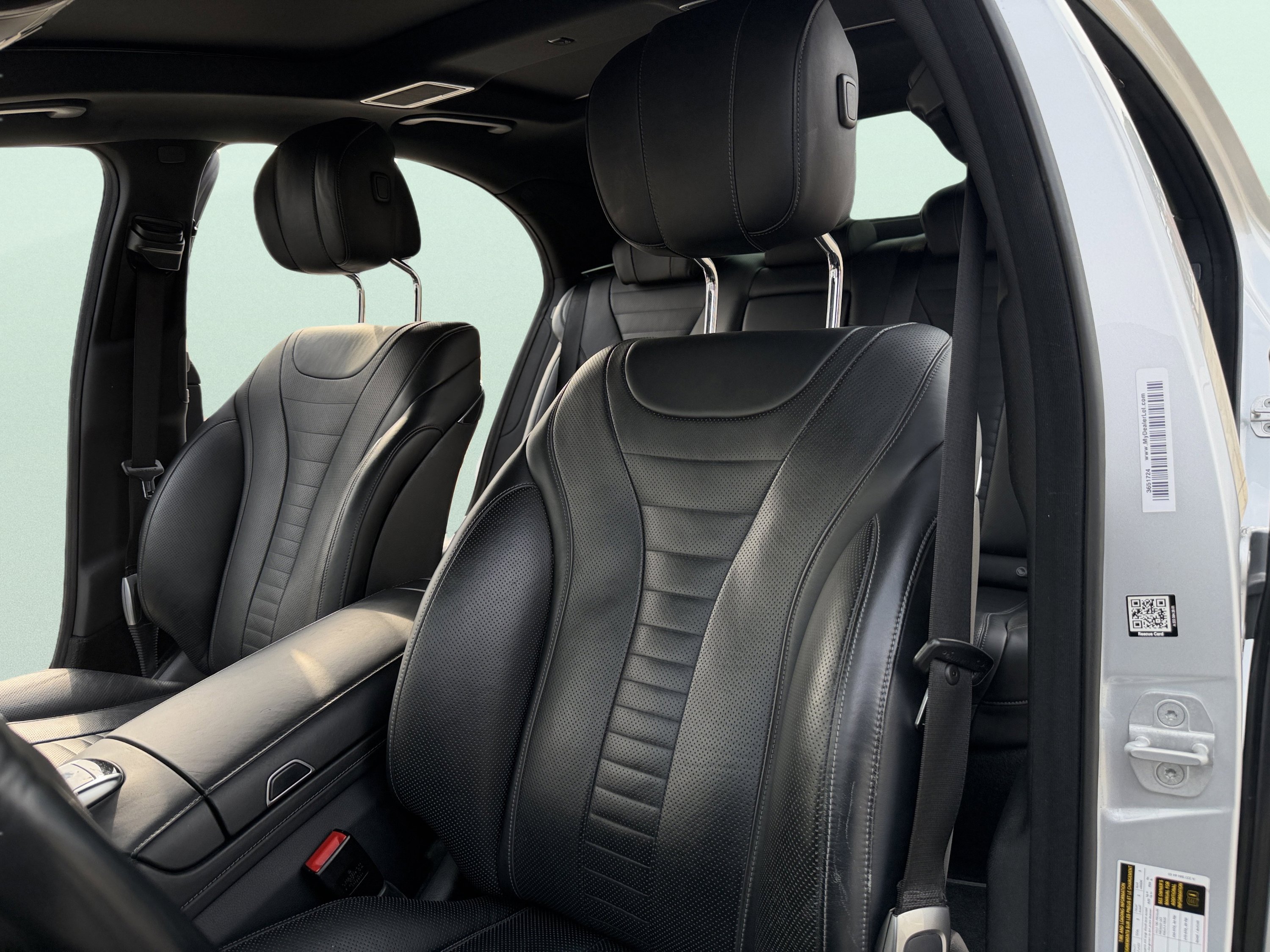 Used 2016 Mercedes-Benz S 550 Sedan image 21