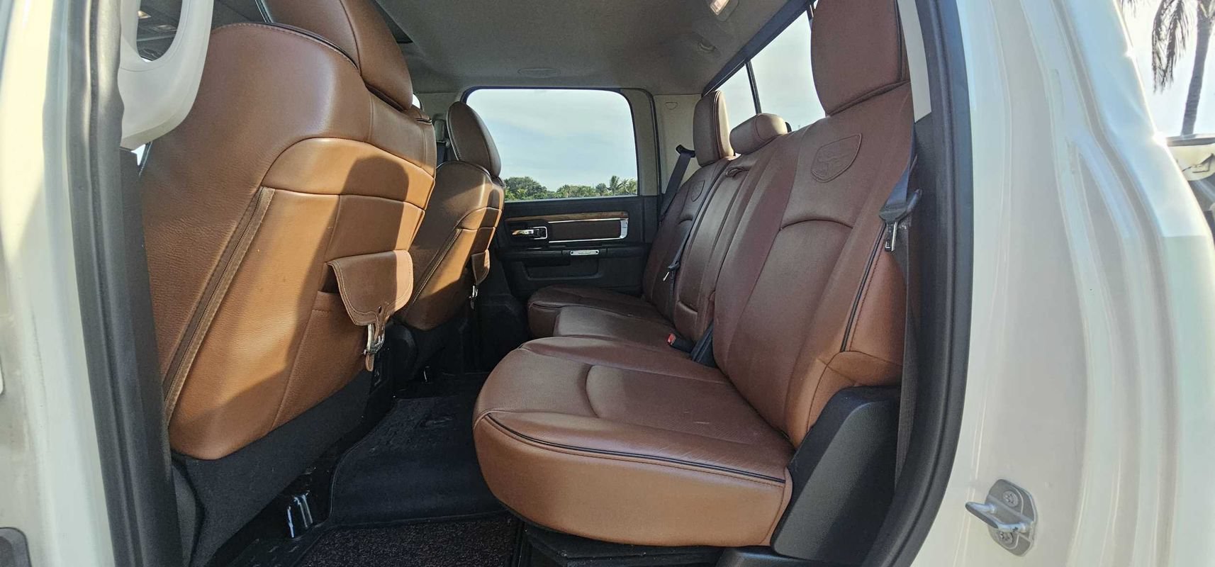 Used 2016 RAM 1500 Laramie Longhorn w/ Convenience Group AWD/4WD image 30