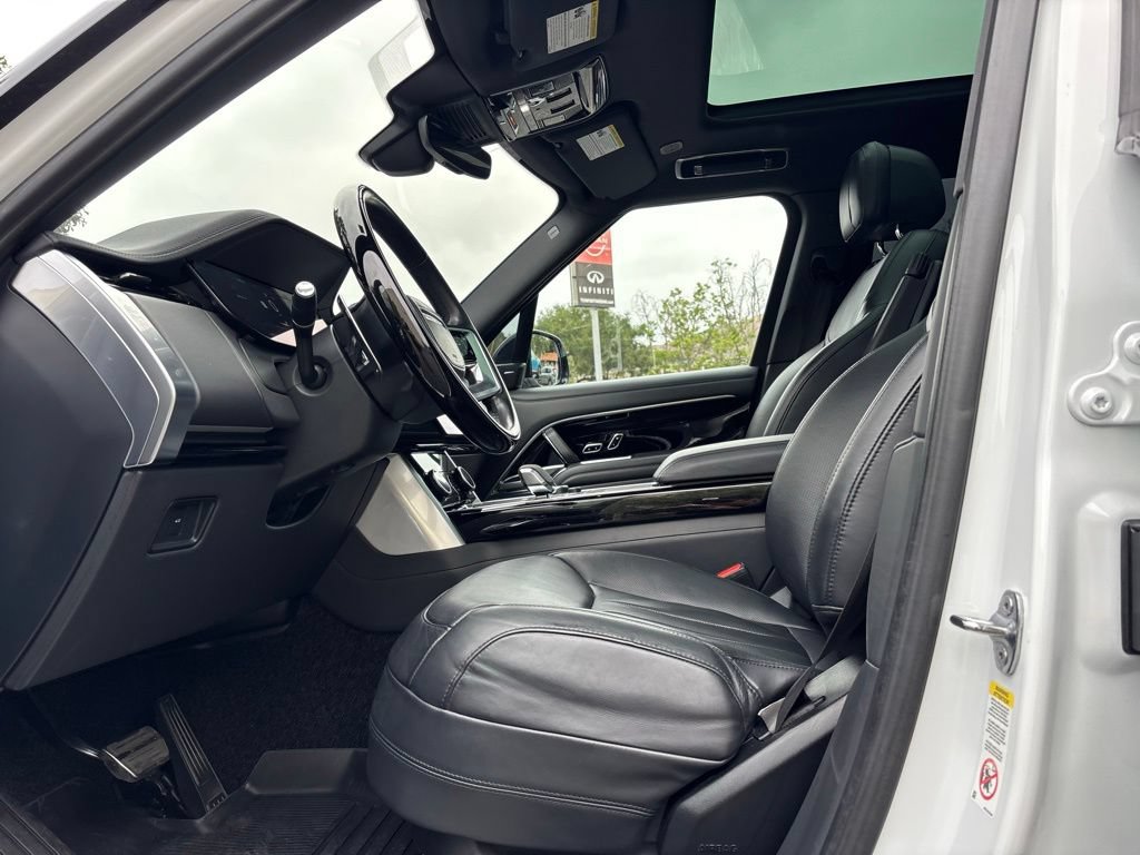 Used 2023 Land Rover Range Rover SE AWD/4WD image 16