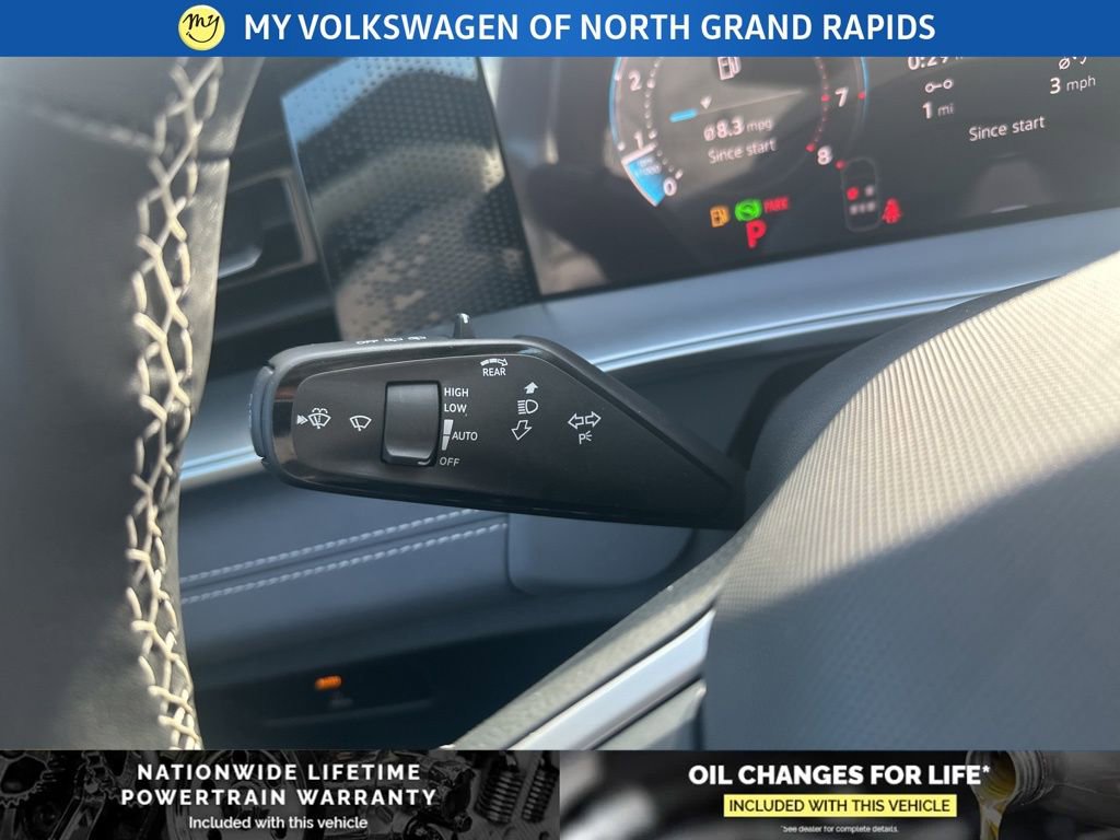 New 2026 Volkswagen Tiguan SE image 18