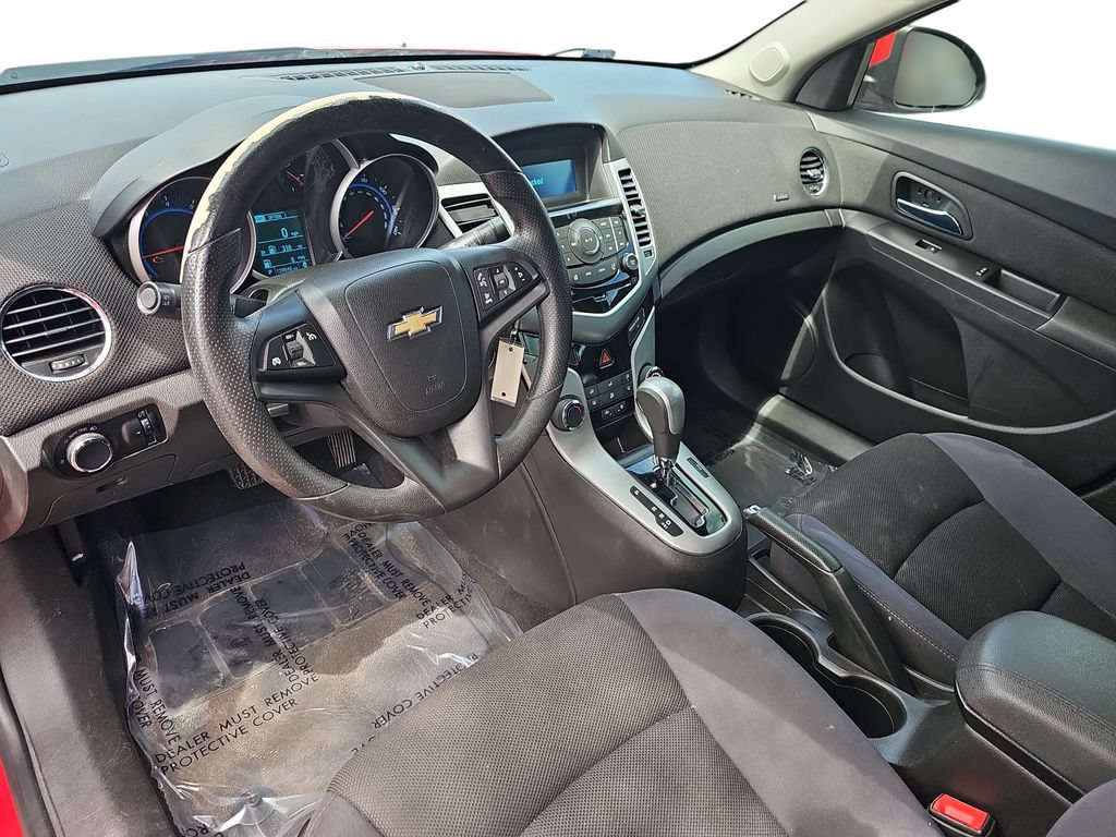 Used 2015 Chevrolet Cruze LT FWD image 17