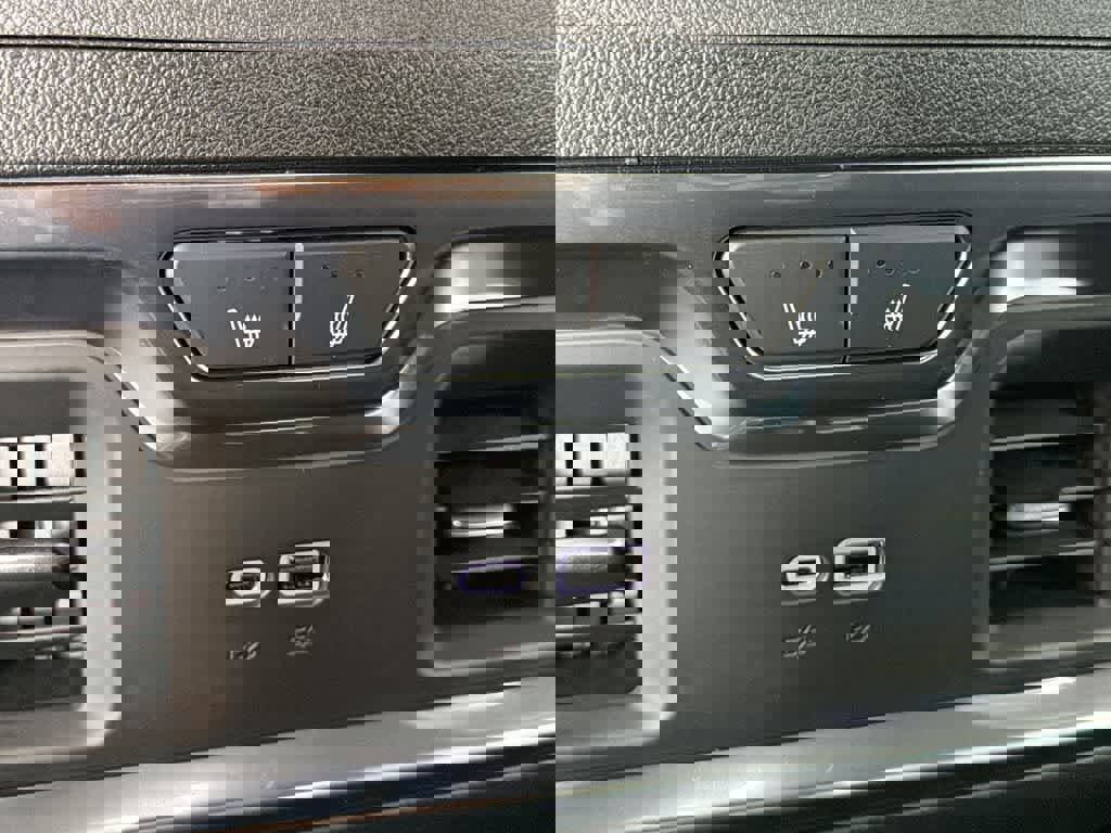 New 2026 GMC Sierra 1500 SLT w/ SLT Premium Plus Package AWD/4WD image 39