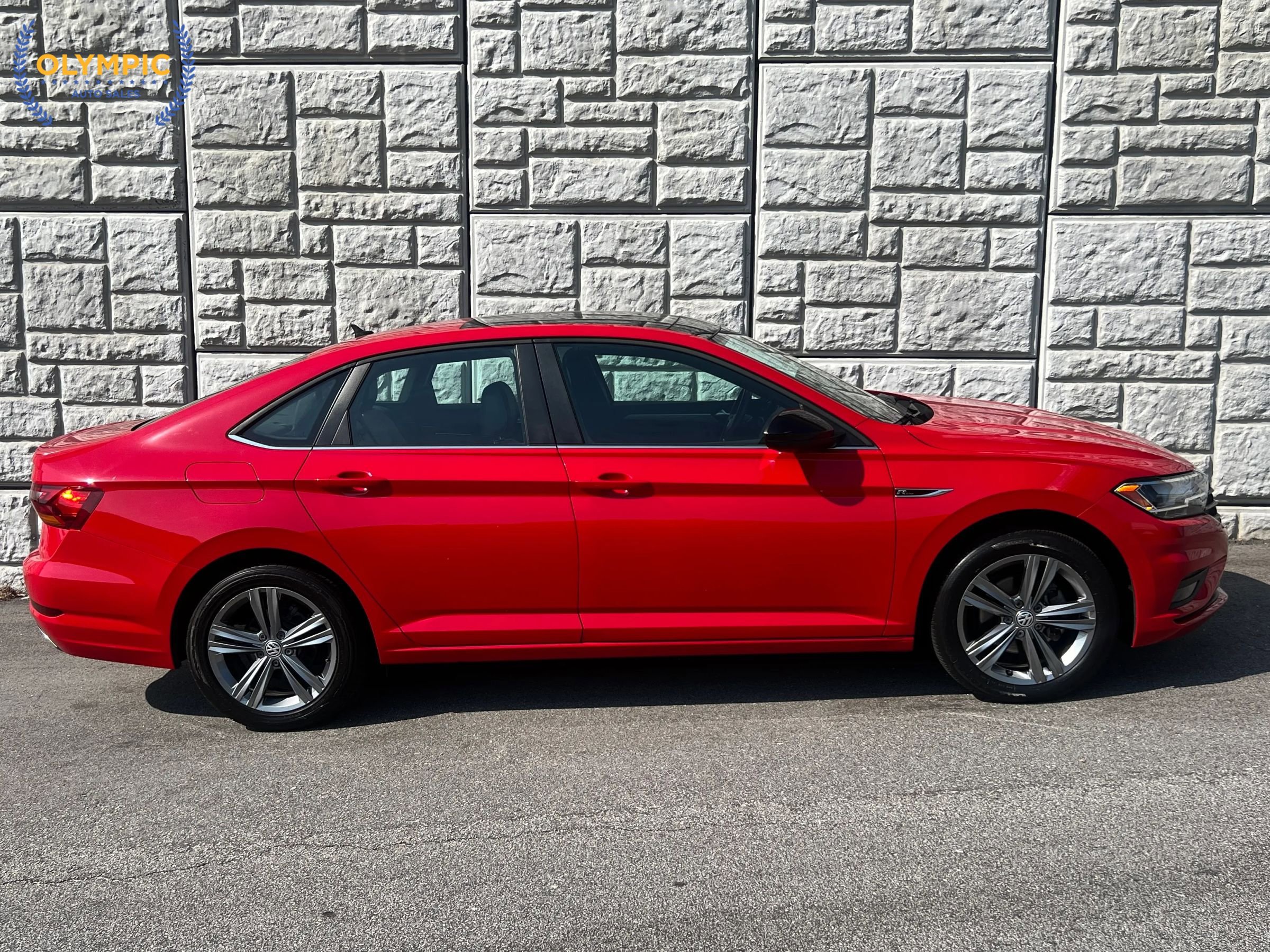 Used 2019 Volkswagen Jetta R-Line FWD image 8