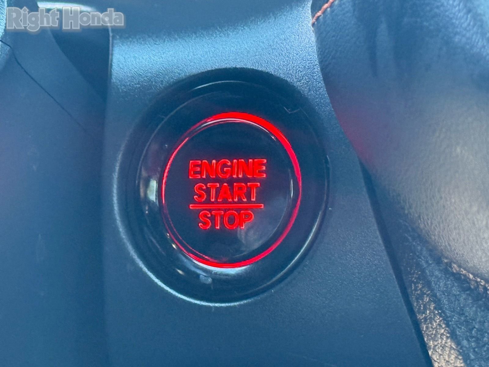 Used 2025 Honda HR-V Sport image 25