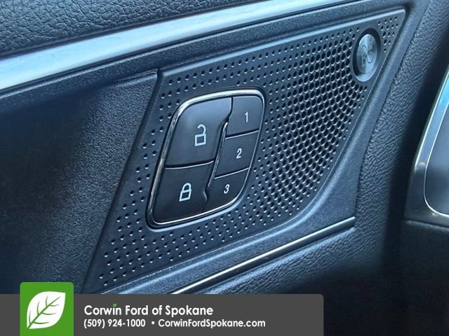 Used 2019 Ford Edge ST w/ Equipment Group 401A AWD/4WD image 23