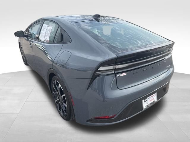 Used 2025 Toyota Prius Plug-In Hybrid w/ Limited Premium Package image 3