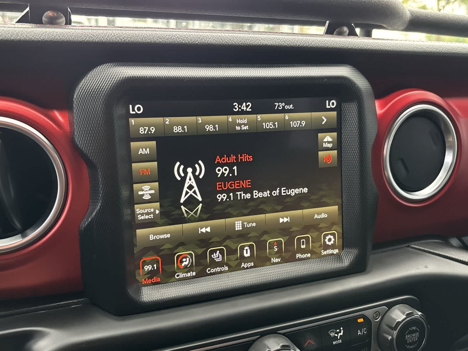 Certified 2021 Jeep Gladiator Rubicon AWD/4WD image 14