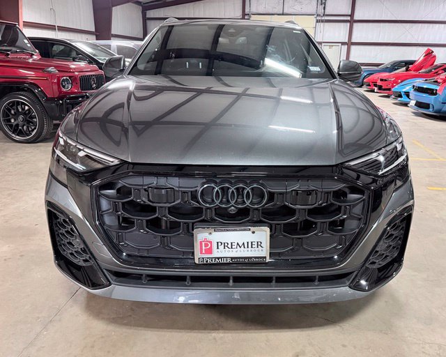 Used 2024 Audi Q8 Premium Plus AWD/4WD image 9