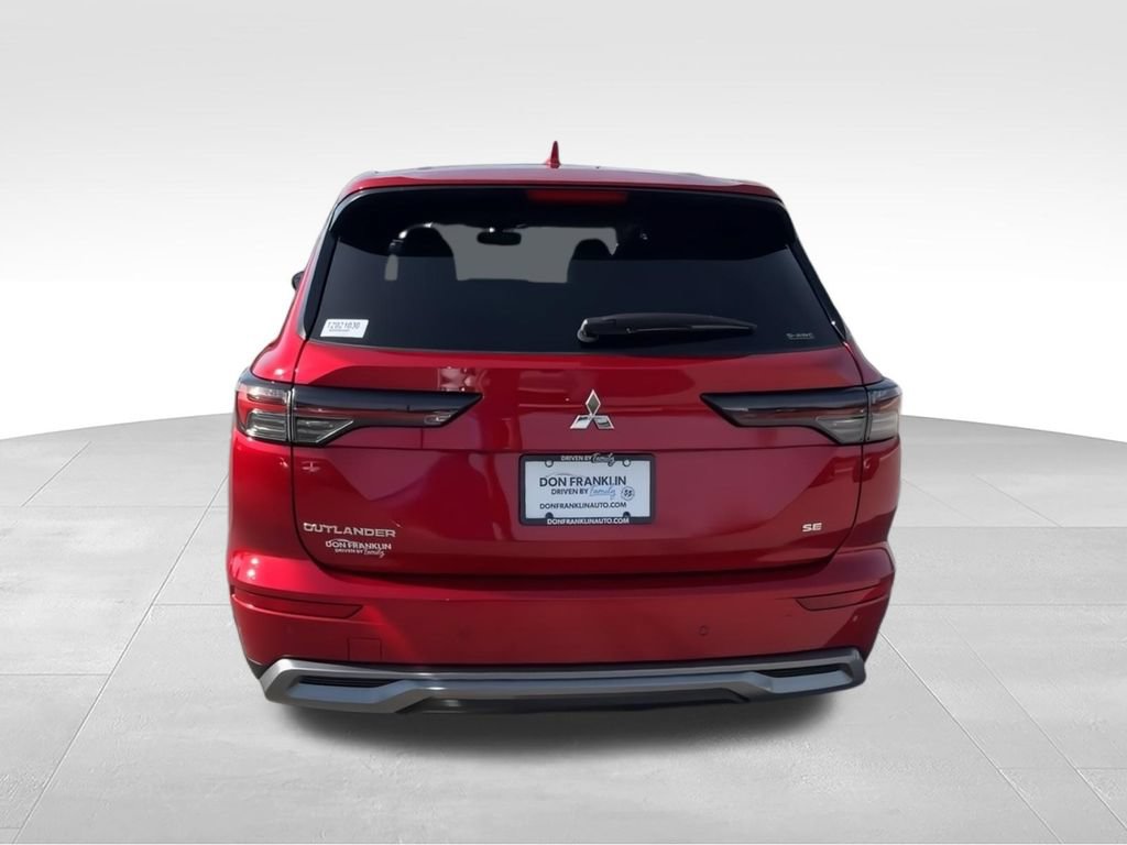 New 2026 Mitsubishi Outlander SE AWD/4WD image 7