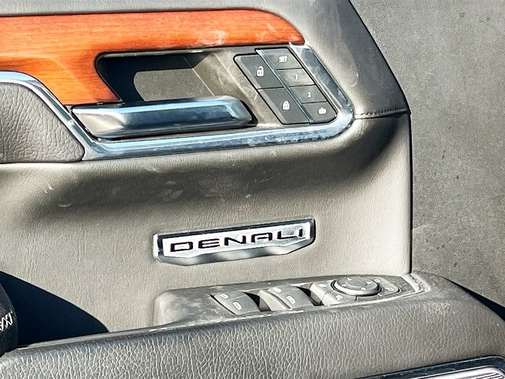 Used 2023 GMC Sierra 1500 Denali AWD/4WD image 18