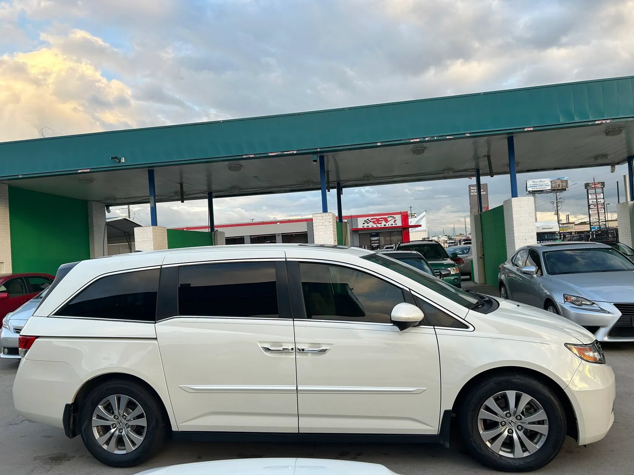 Used 2017 Honda Odyssey EX-L image 6