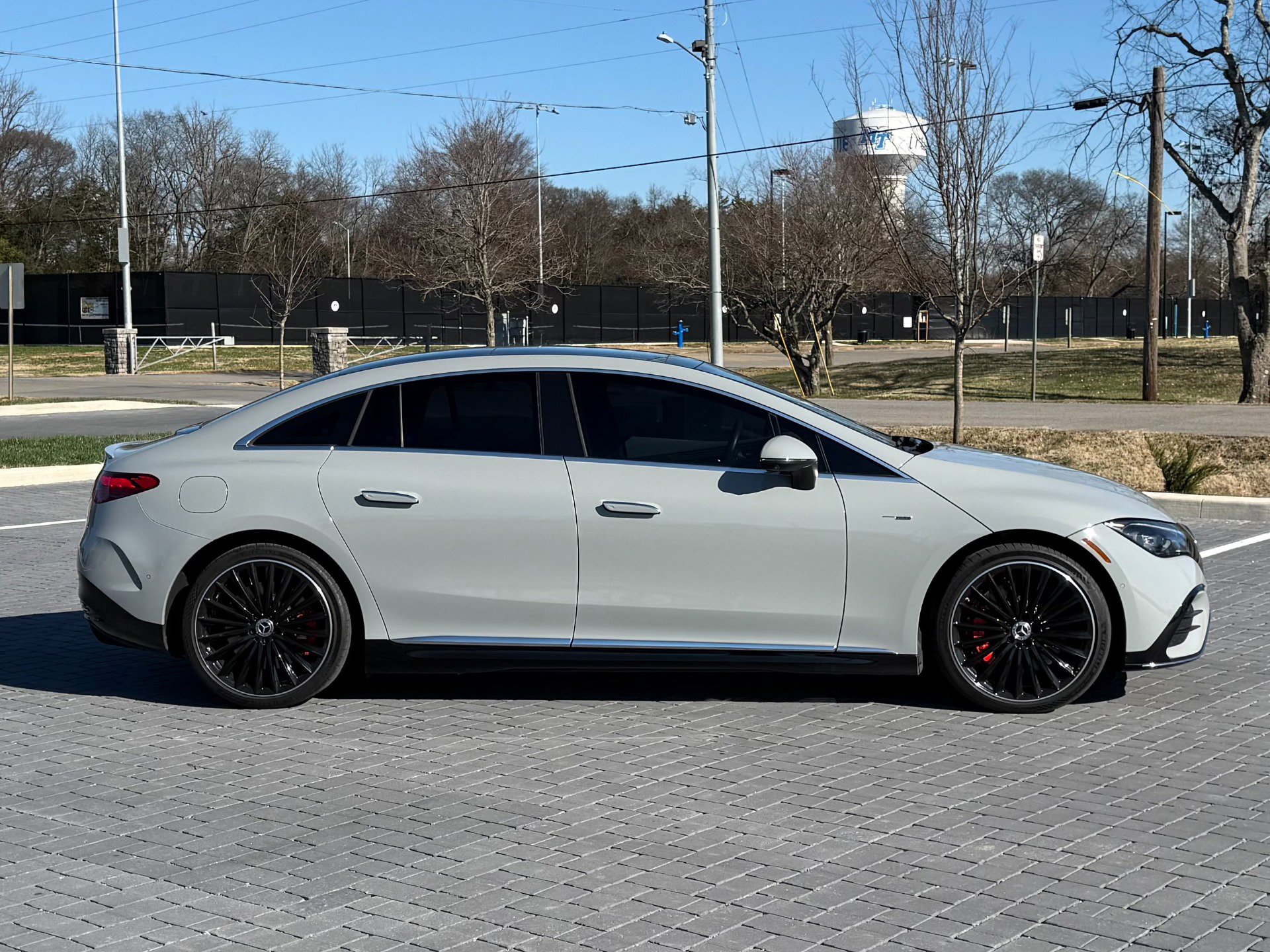 Used 2023 Mercedes-Benz EQE 500 4MATIC Sedan image 7