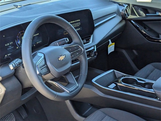 New 2025 Chevrolet Equinox LT w/ Safety and Technology Package image 14