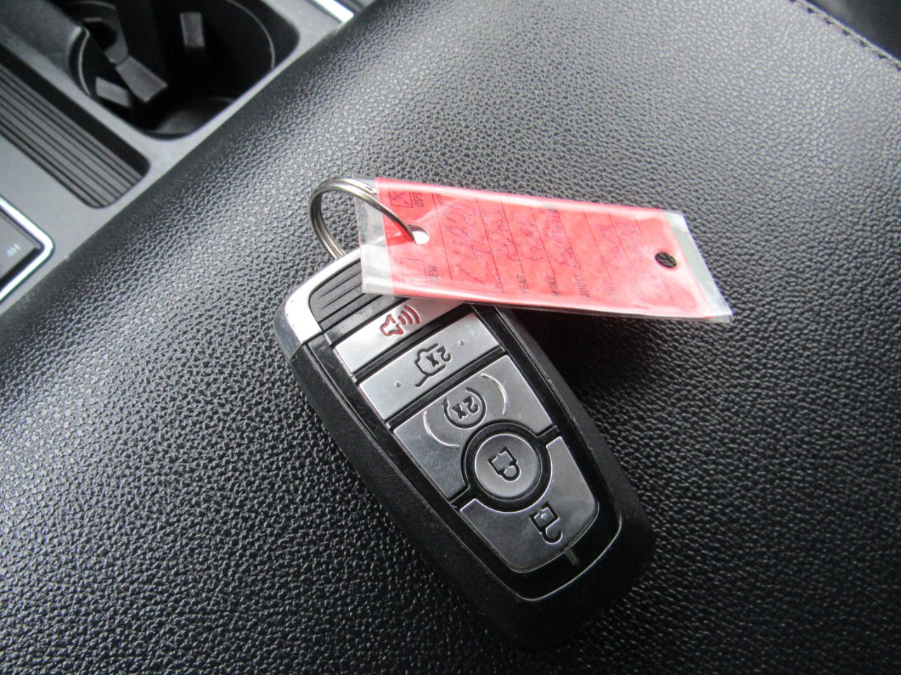 Used 2023 Ford Expedition XLT image 47