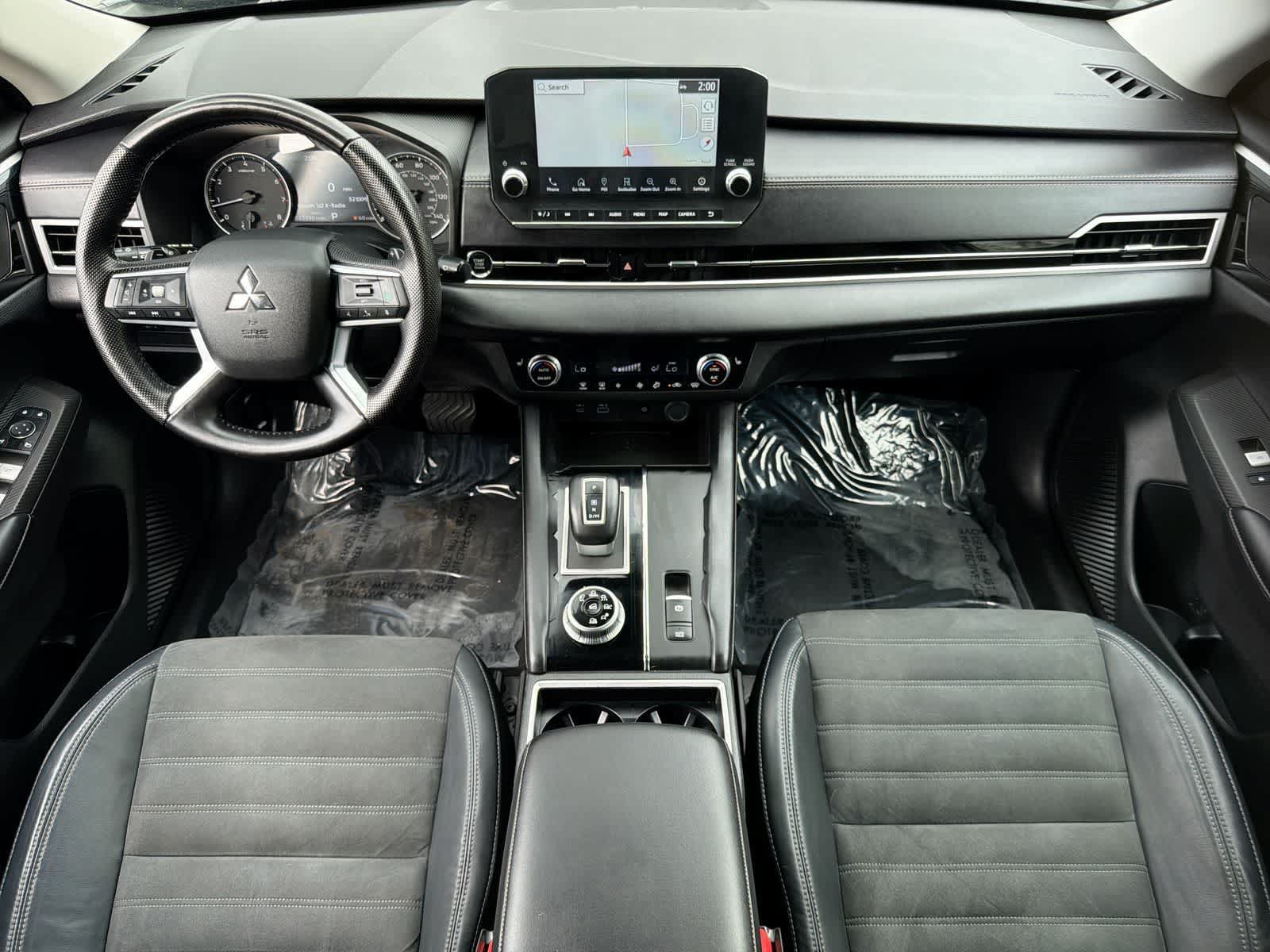 Used 2022 Mitsubishi Outlander SE AWD/4WD image 16