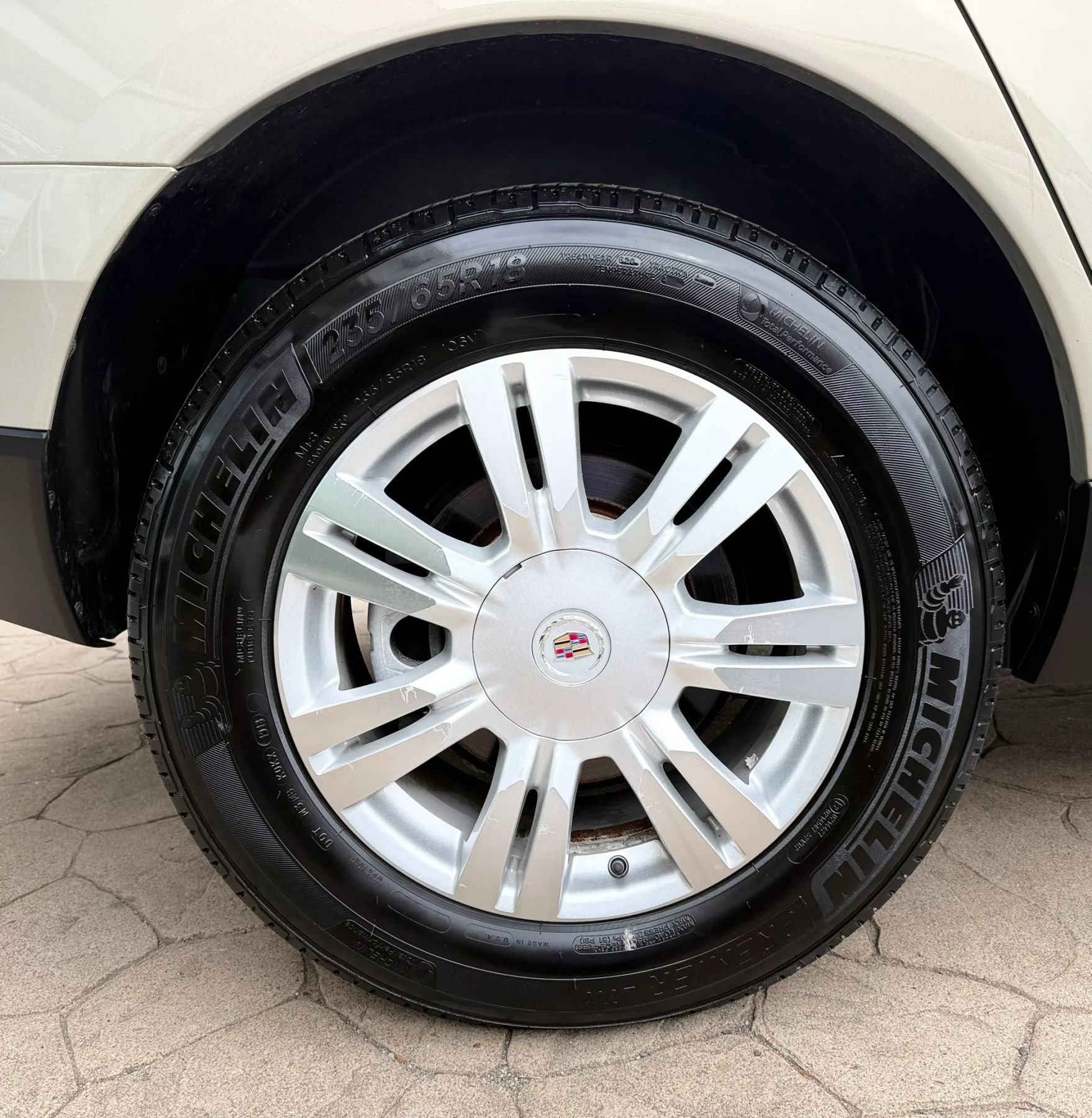 Used 2012 Cadillac SRX Luxury AWD/4WD image 54