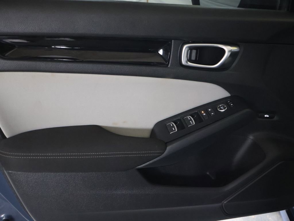 Used 2025 Honda Civic Sport Touring image 15