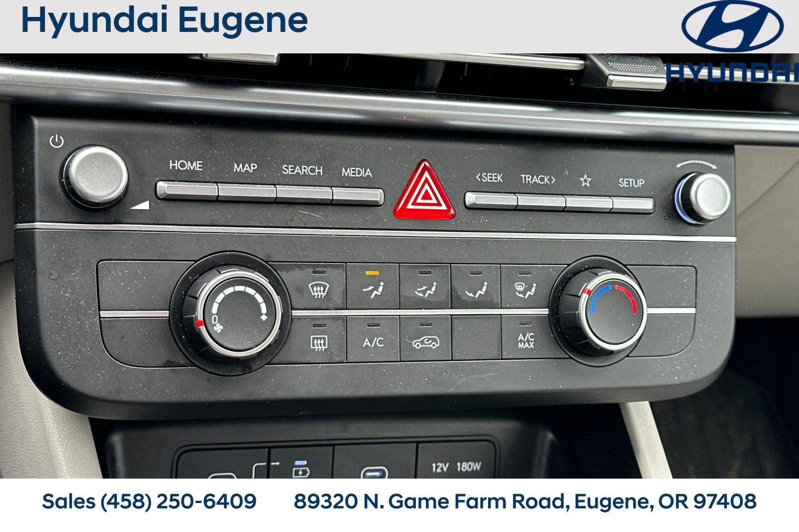 Used 2025 Hyundai Tucson SE AWD/4WD image 25