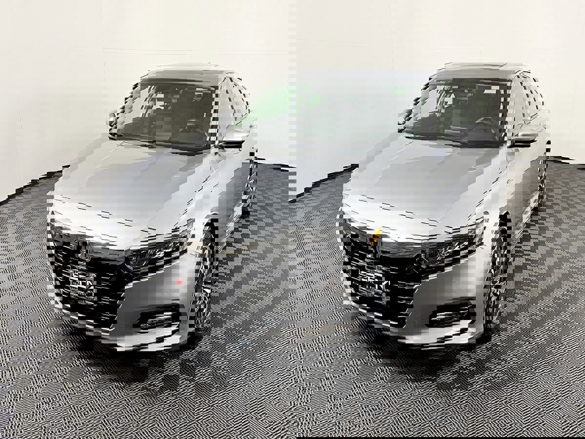 Used 2018 Honda Accord EX image 2