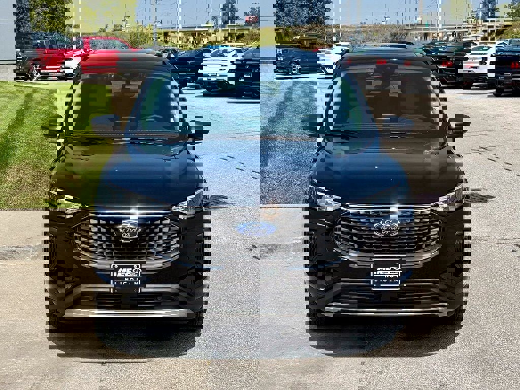 New 2025 Ford Escape Active image 7