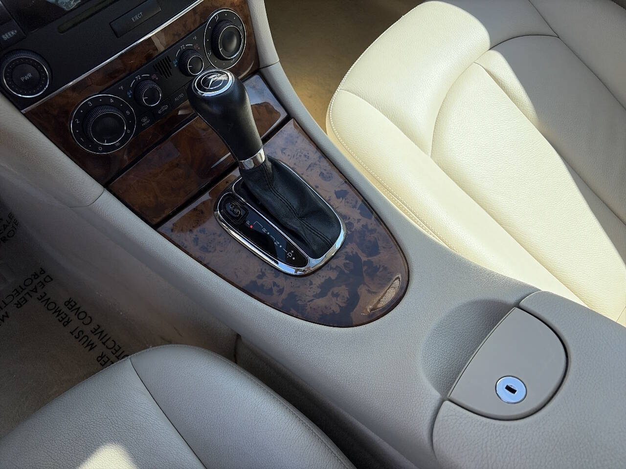 Used 2006 Mercedes-Benz CLK 350 Coupe image 30