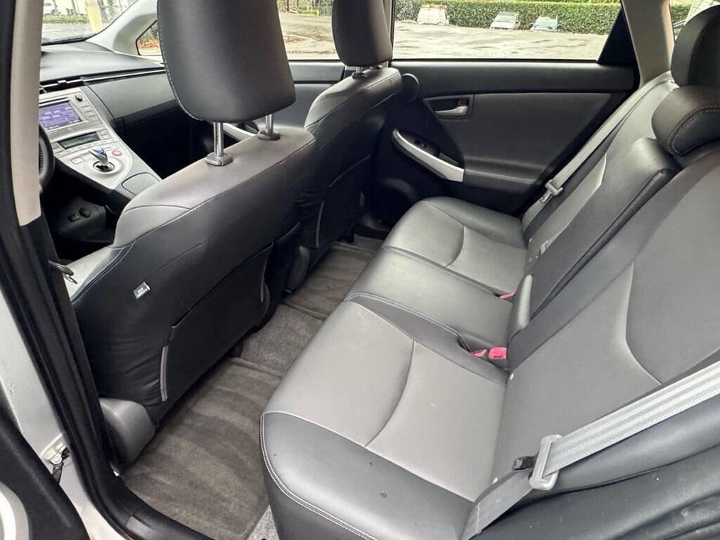 Used 2013 Toyota Prius Five image 20