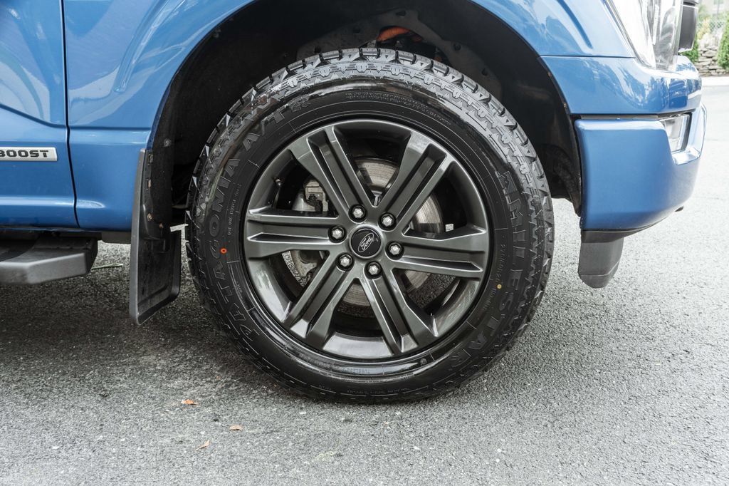 Used 2021 Ford F150 Lariat w/ Equipment Group 502A High AWD/4WD image 5
