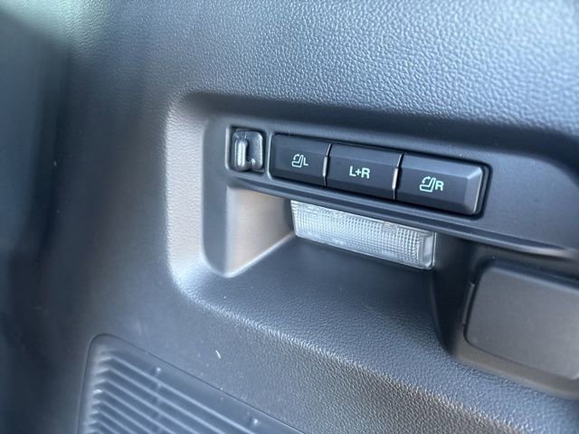 New 2026 Ford Explorer Platinum RWD image 8