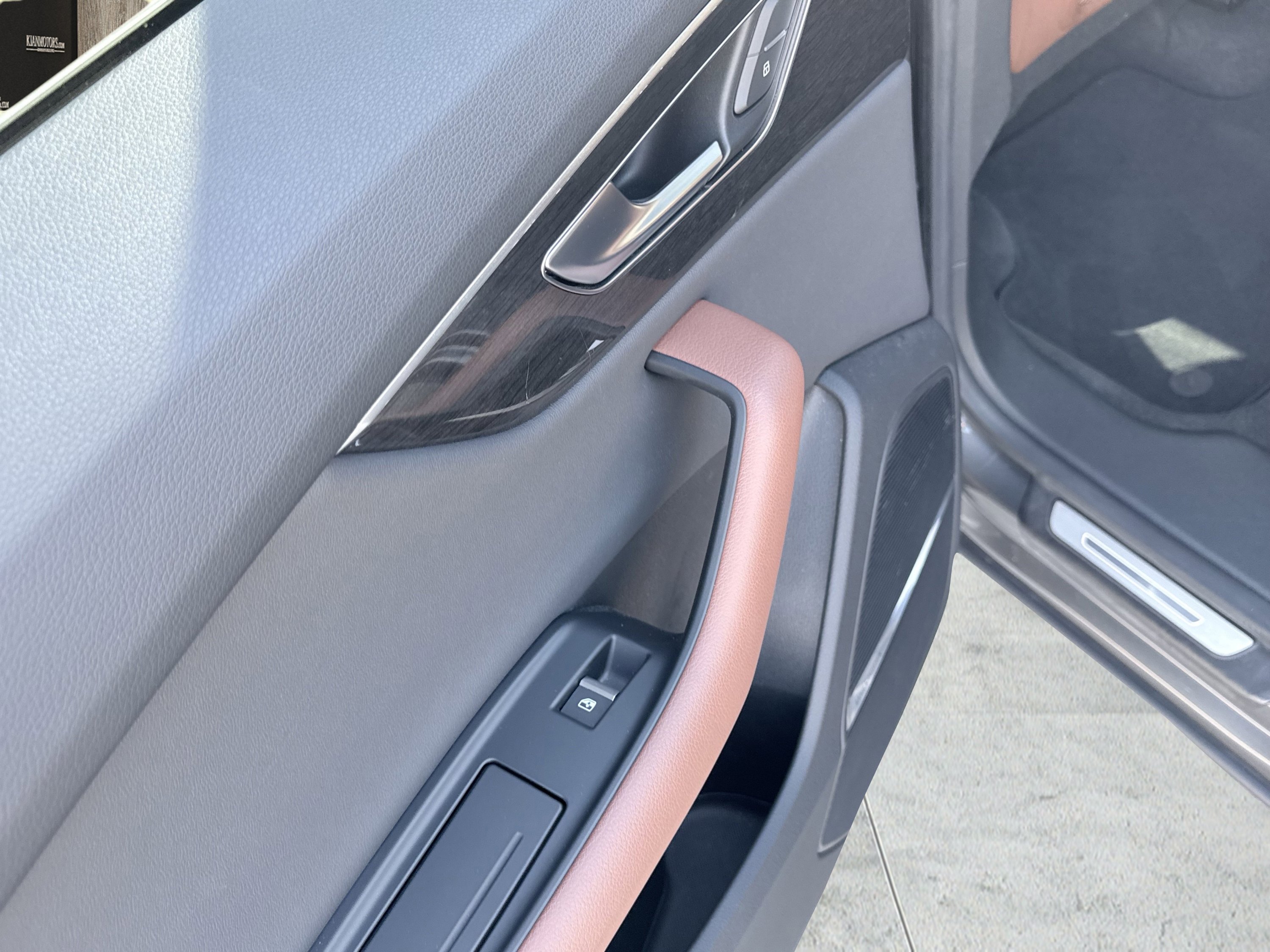 Used 2019 Audi Q8 Premium Plus w/ Premium Plus image 33