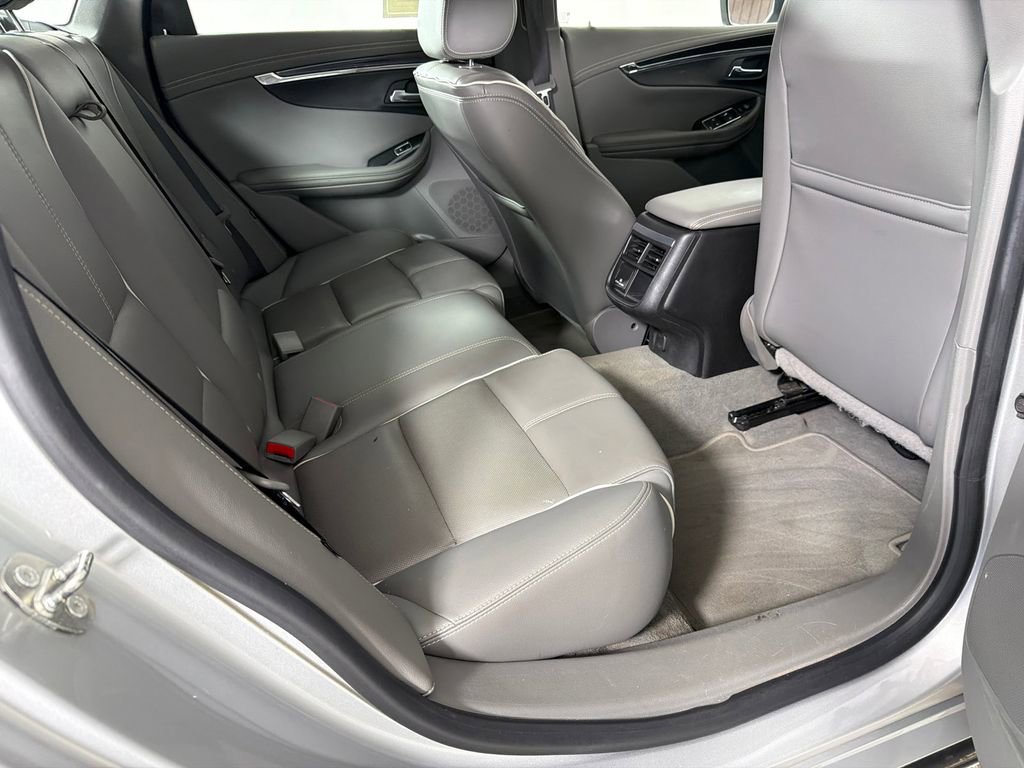 Used 2018 Chevrolet Impala Premier FWD image 16