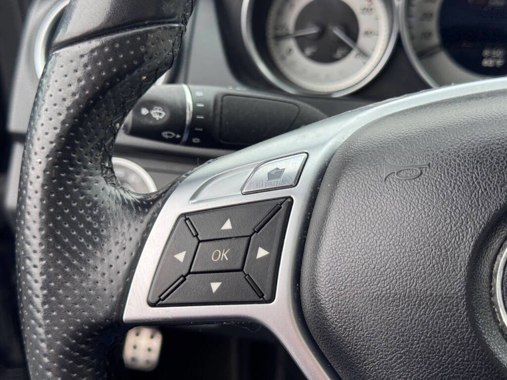 Used 2014 Mercedes-Benz C 300 4MATIC Sedan image 14